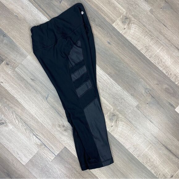 90 Degrees by Reflex Mesh Side Crop Leggings Black Small - Picture 5 of 9